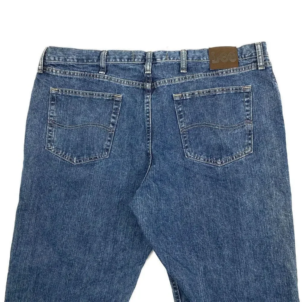 Lee Regular Fit Men's size 42x30‎ Dark Wash Blue Denim Jeans